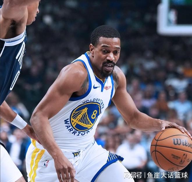 勇士加时险胜独行侠，穆迪复出首战受伤引关注